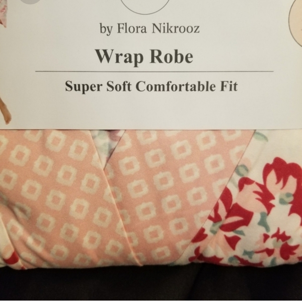 Flora Nikrooz Pink and Red Wrap Robe - Picture 4 of 4